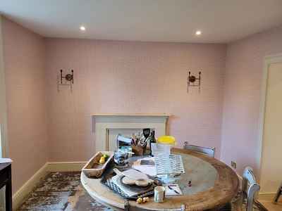 Giraffe Decorators Ltd